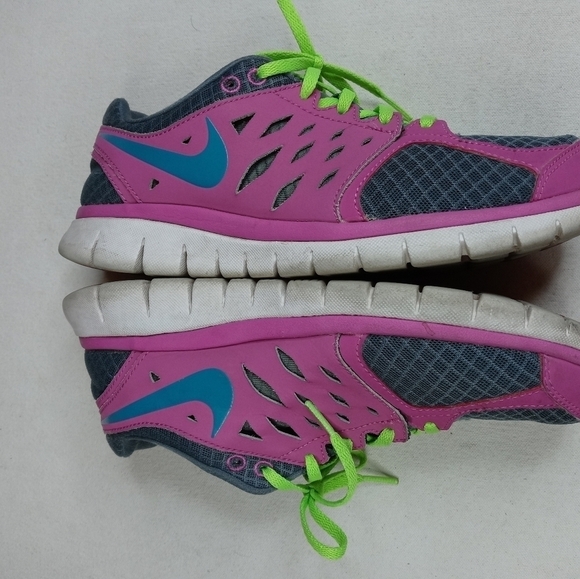 Nike Women's Flex 2013 Run Sneakers 8.5 Pink & gra - Picture 9 of 11